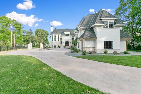 Cost of Concrete Driveway Installation in Davis