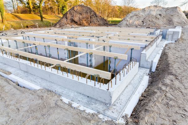 Building Foundation Service in Davis