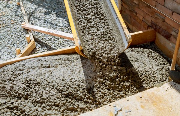 Cement Walkway Pouring in Davis